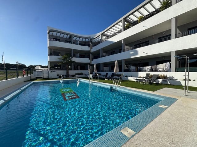 2 bedroom Apartment for sale in Pilar de la Horadada with pool garage - € 320,000 (Ref: 9589939)