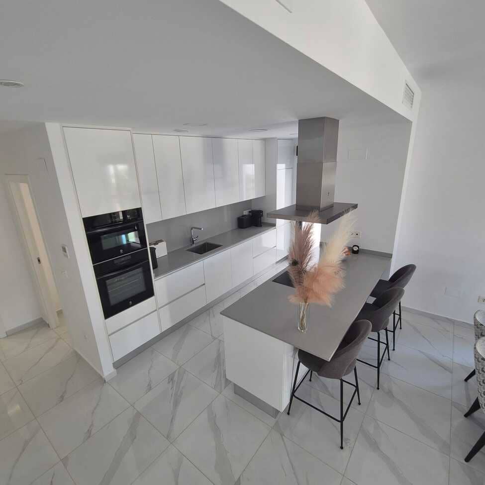 3 soveværelse Villa til salg i Bigastro med swimmingpool - € 379.000 (Ref: 9589943)