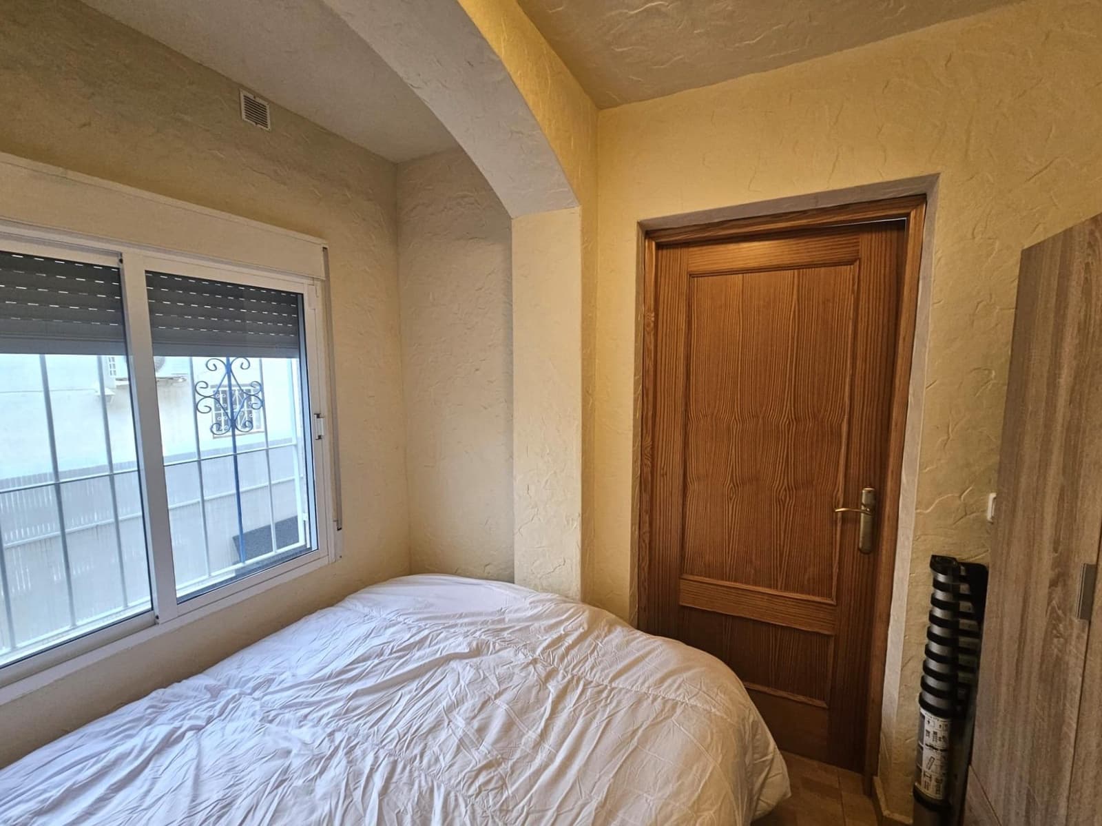 2 makuuhuone Bungalow myytävänä paikassa Torrevieja mukana uima-altaan - 145 000 € (Ref: 9589963)