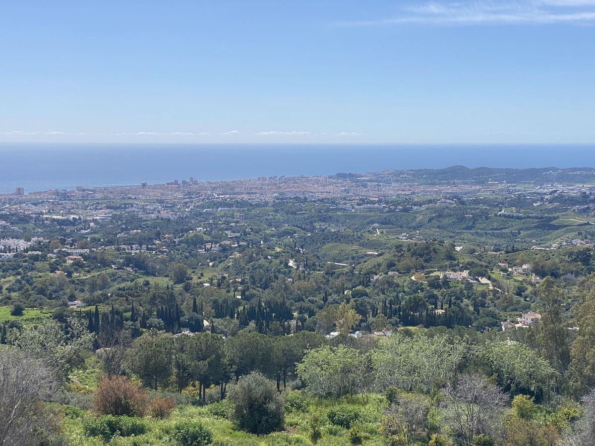 Apartment for sale in Mijas - € 2,200,000 (Ref: 9589968)