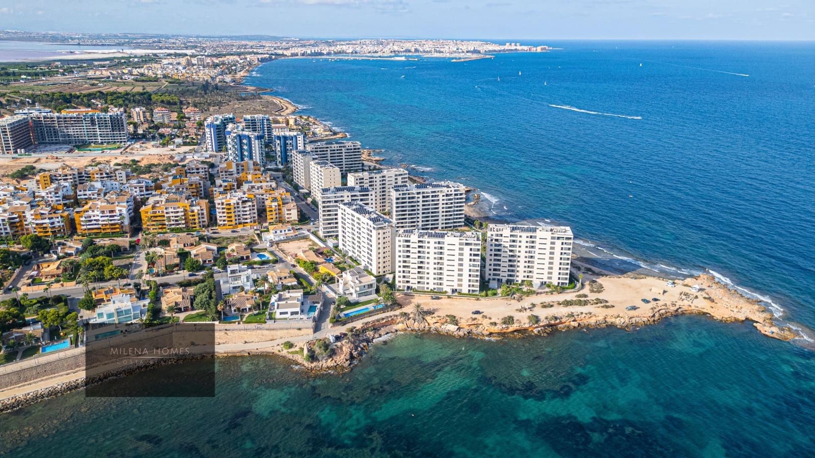 2 soverom Leilighet til salgs i Torrevieja med svømmebasseng garasje - € 559 000 (Ref: 9589980)