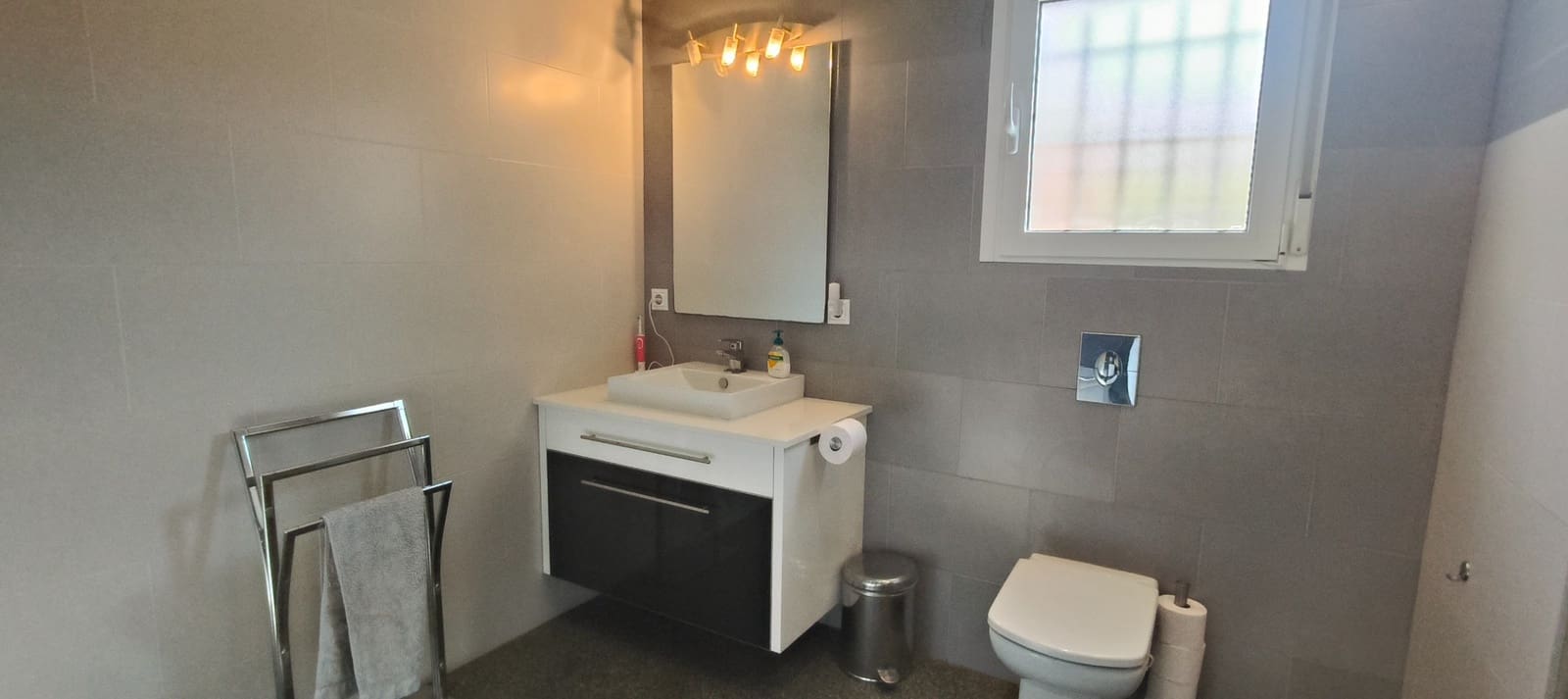 3 makuuhuone Huvila myytävänä paikassa La Romana mukana uima-altaan - 299 000 € (Ref: 9589987)