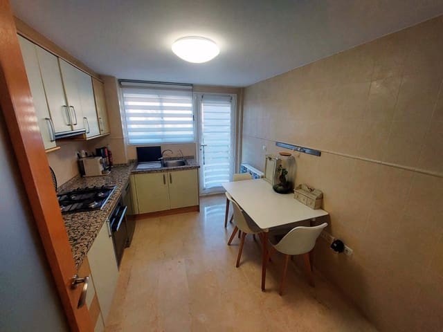 5 makuuhuone Huvila myytävänä paikassa La Nucia mukana uima-altaan - 385 000 € (Ref: 9590009)