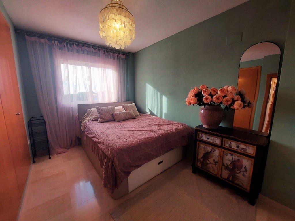 5 makuuhuone Huvila myytävänä paikassa La Nucia mukana uima-altaan - 385 000 € (Ref: 9590009)