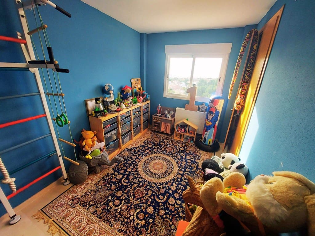 5 makuuhuone Huvila myytävänä paikassa La Nucia mukana uima-altaan - 385 000 € (Ref: 9590009)