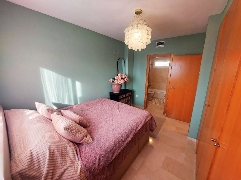 5 makuuhuone Huvila myytävänä paikassa La Nucia mukana uima-altaan - 385 000 € (Ref: 9590009)