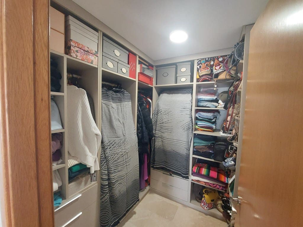 5 makuuhuone Huvila myytävänä paikassa La Nucia mukana uima-altaan - 385 000 € (Ref: 9590009)