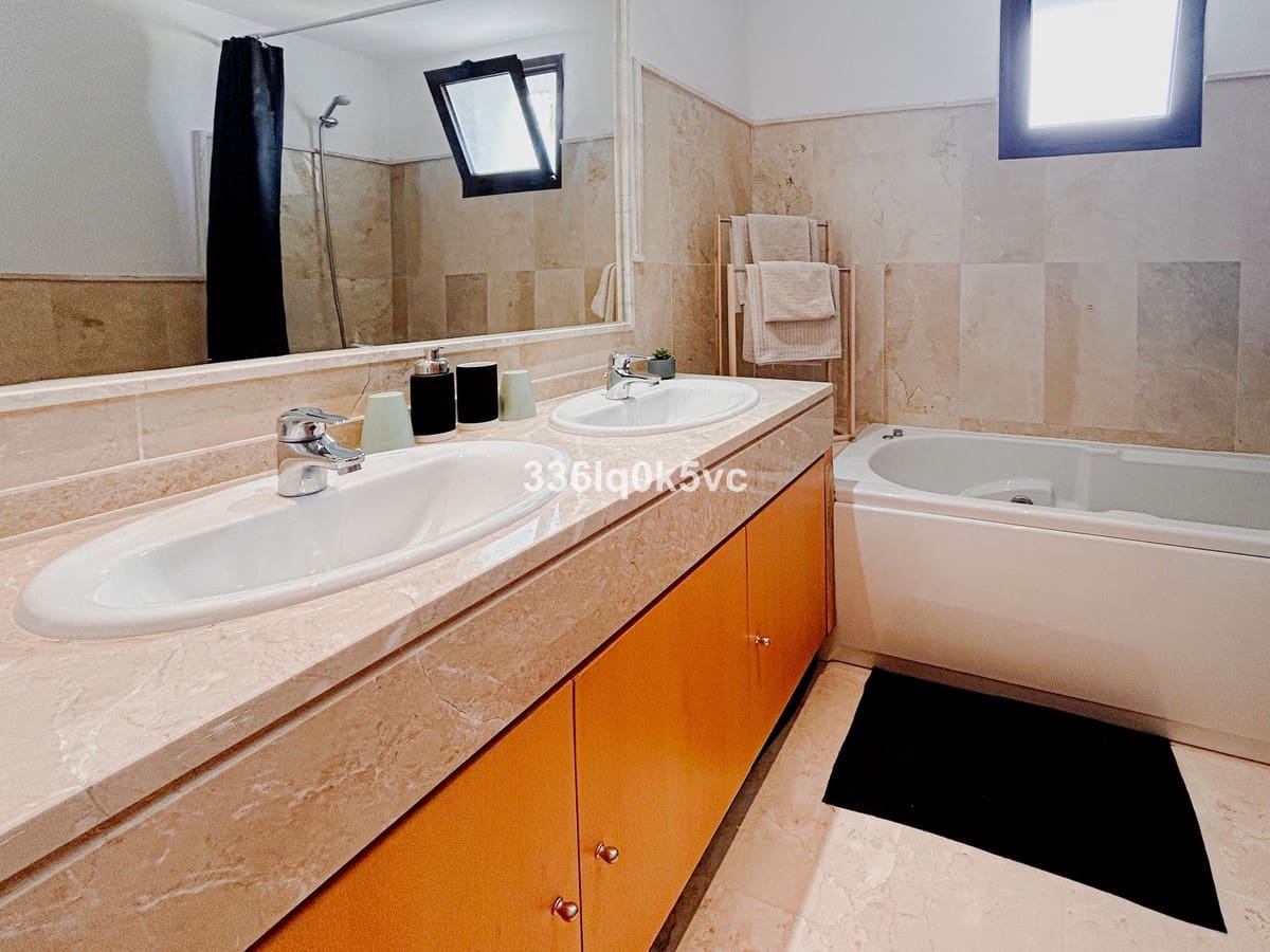 2 sypialnia Apartament na sprzedaż w Casares z basenem - 335 000 € (Ref: 9590012)