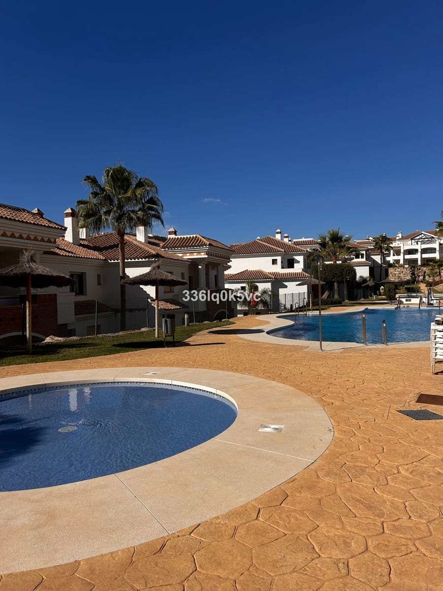 2 sypialnia Apartament na sprzedaż w Casares z basenem - 335 000 € (Ref: 9590012)