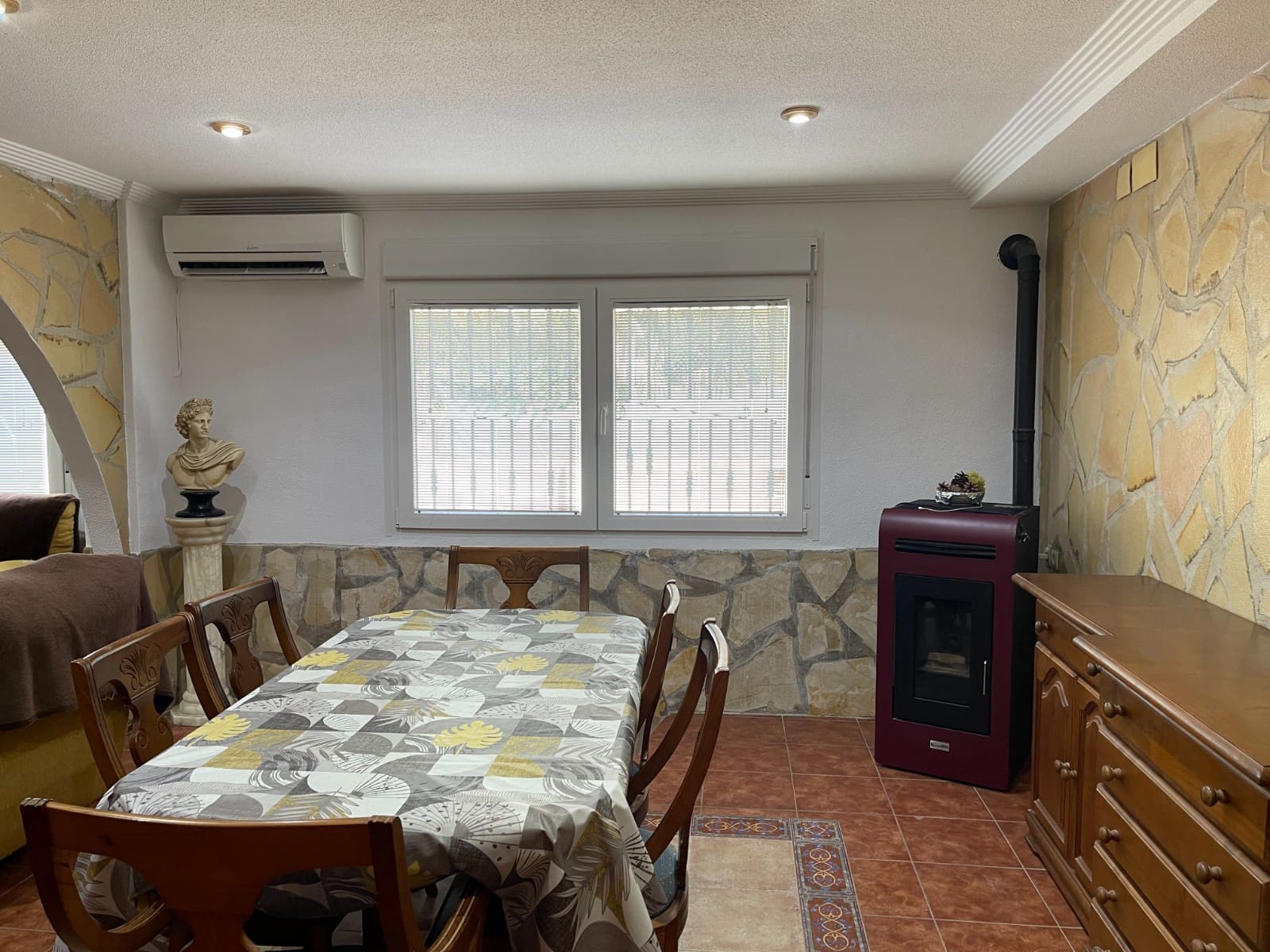 4 bedroom Villa for sale in Crevillente / Crevillent - € 265,000 (Ref: 9590024)