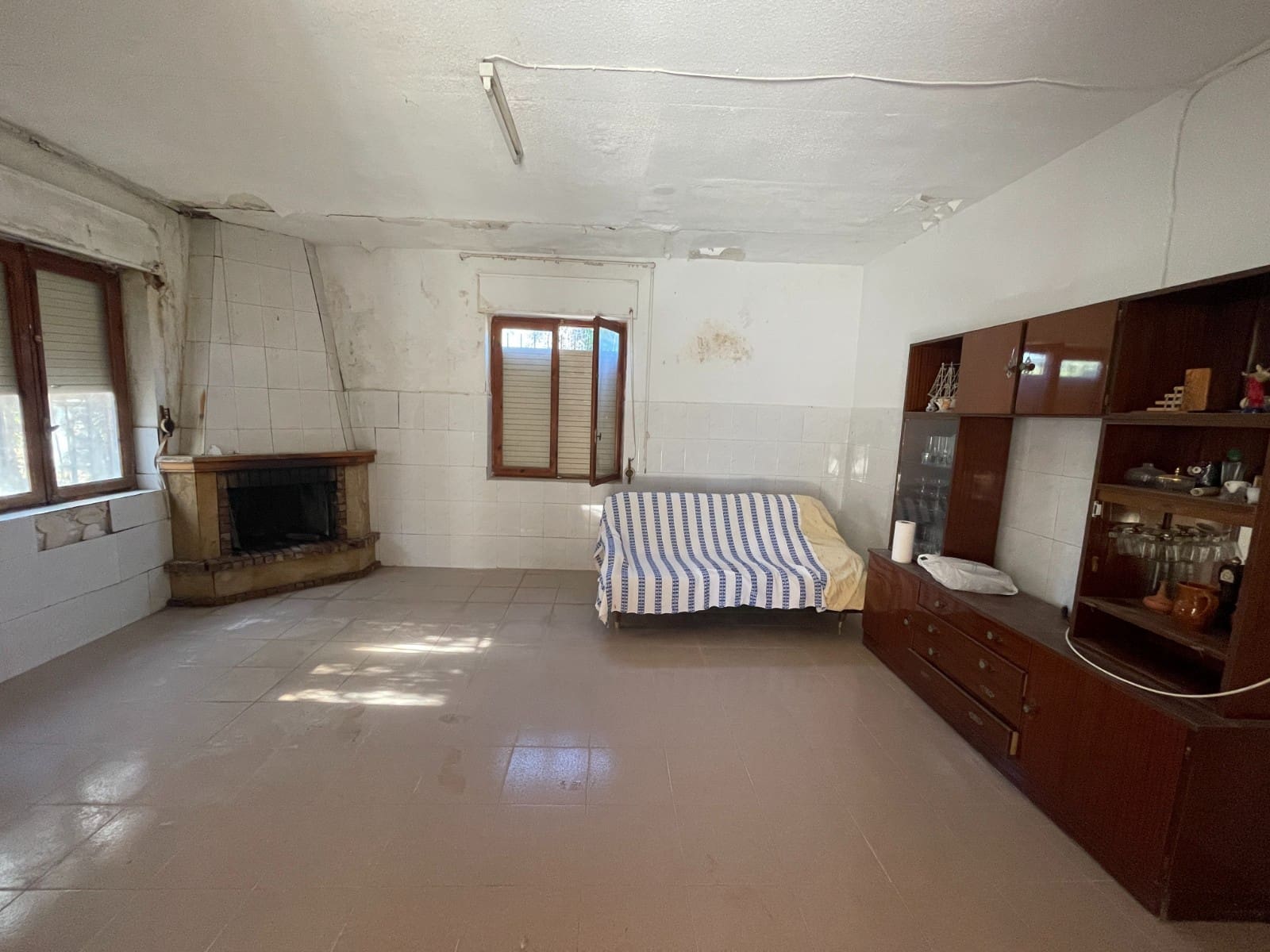 6 makuuhuone Maalaistalo myytävänä paikassa Elche / Elx - 280 000 € (Ref: 9590041)