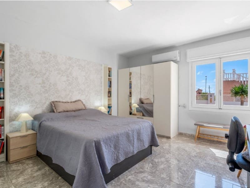 7 chambre Villa/Maison à vendre à Rojales - 699 000 € (Ref: 9590055)