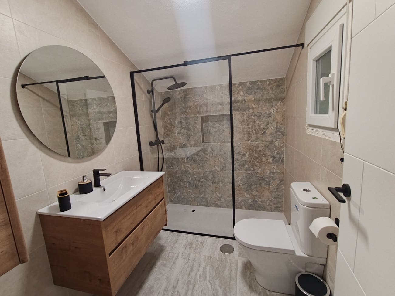 4 bedroom Villa for sale in Canada de San Pedro - € 300,000 (Ref: 9590075)