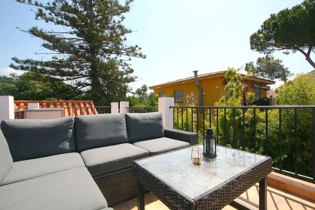 3 bedroom Villa for sale in Fuengirola with pool - € 469,000 (Ref: 9590089)