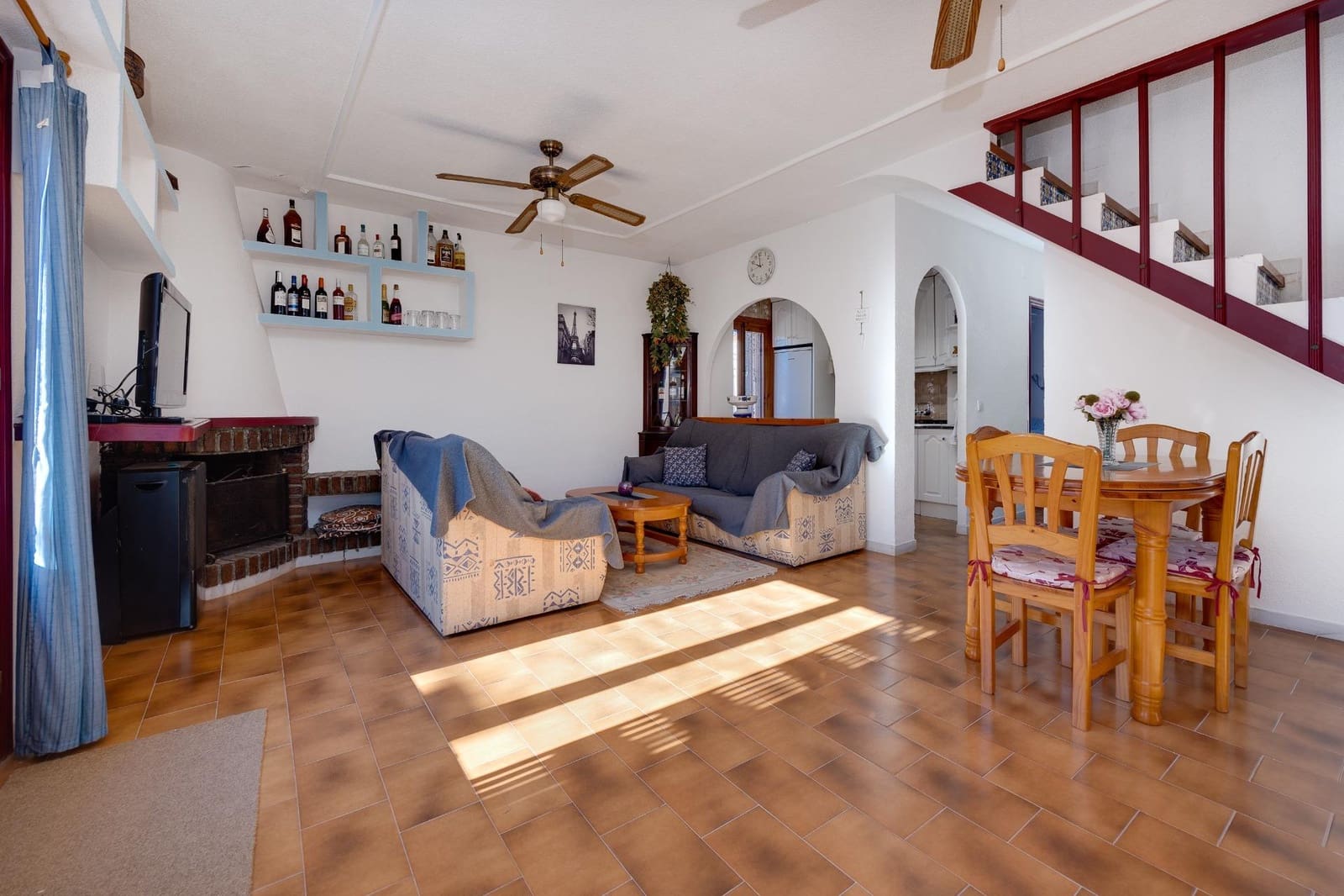 3 makuuhuone Bungalow myytävänä paikassa Torrevieja - 165 000 € (Ref: 9590093)