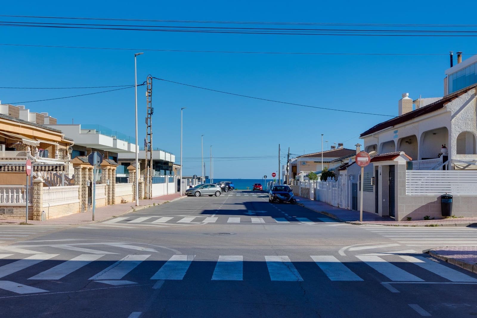 3 makuuhuone Bungalow myytävänä paikassa Torrevieja - 165 000 € (Ref: 9590093)