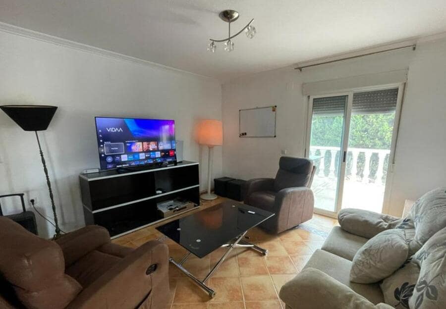 Chalet de 3 habitaciones en Daya Vieja en venta - 284.000 € (Ref: 9590120)