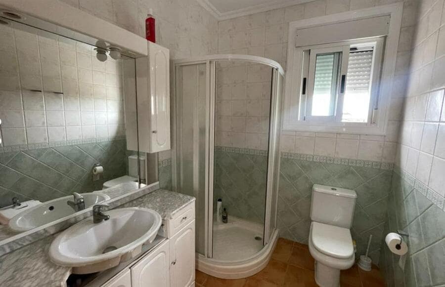 Chalet de 3 habitaciones en Daya Vieja en venta - 284.000 € (Ref: 9590120)