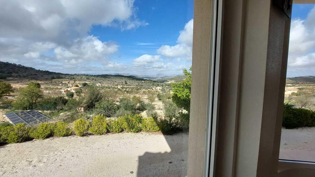 2 bedroom Villa for sale in Abanilla with pool - € 450,000 (Ref: 9590149)