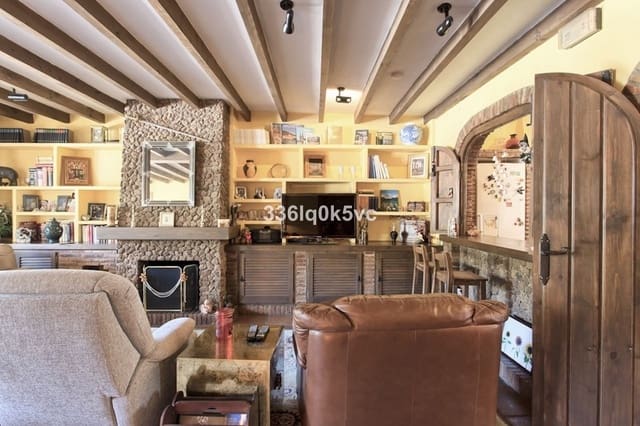 3 sovrum Hus till salu i Benahavís - 375 000 € (Ref: 9590165)