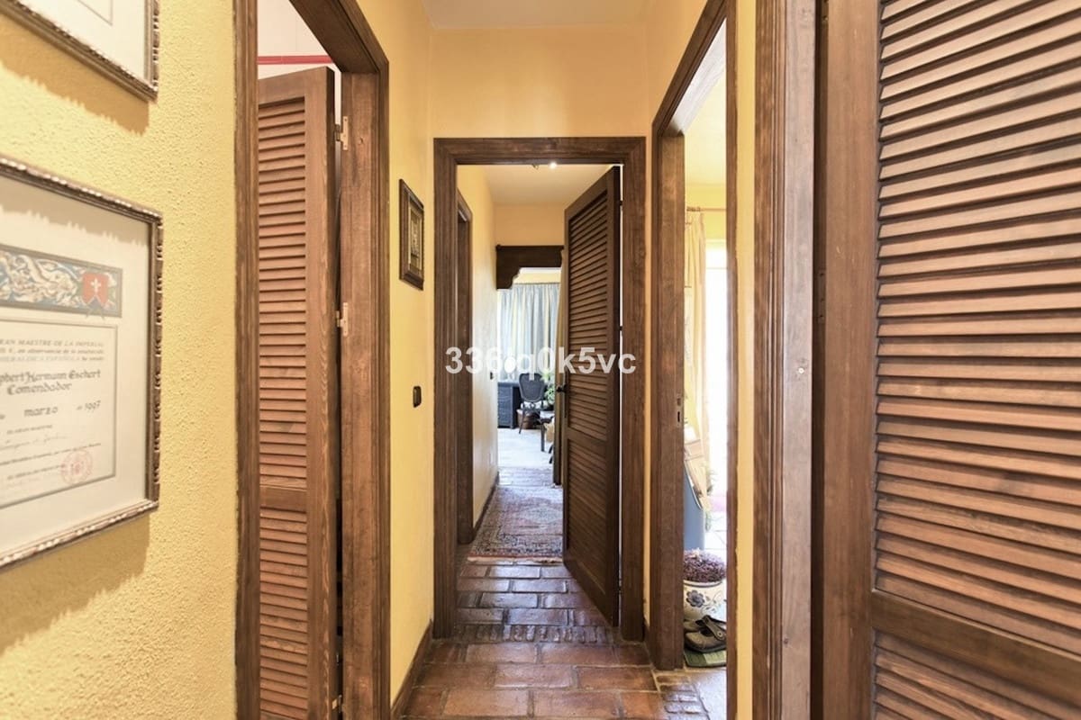 3 sovrum Hus till salu i Benahavis - 375 000 € (Ref: 9590165)