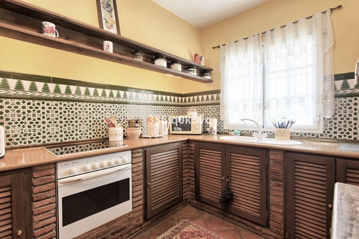 3 sovrum Hus till salu i Benahavis - 375 000 € (Ref: 9590165)