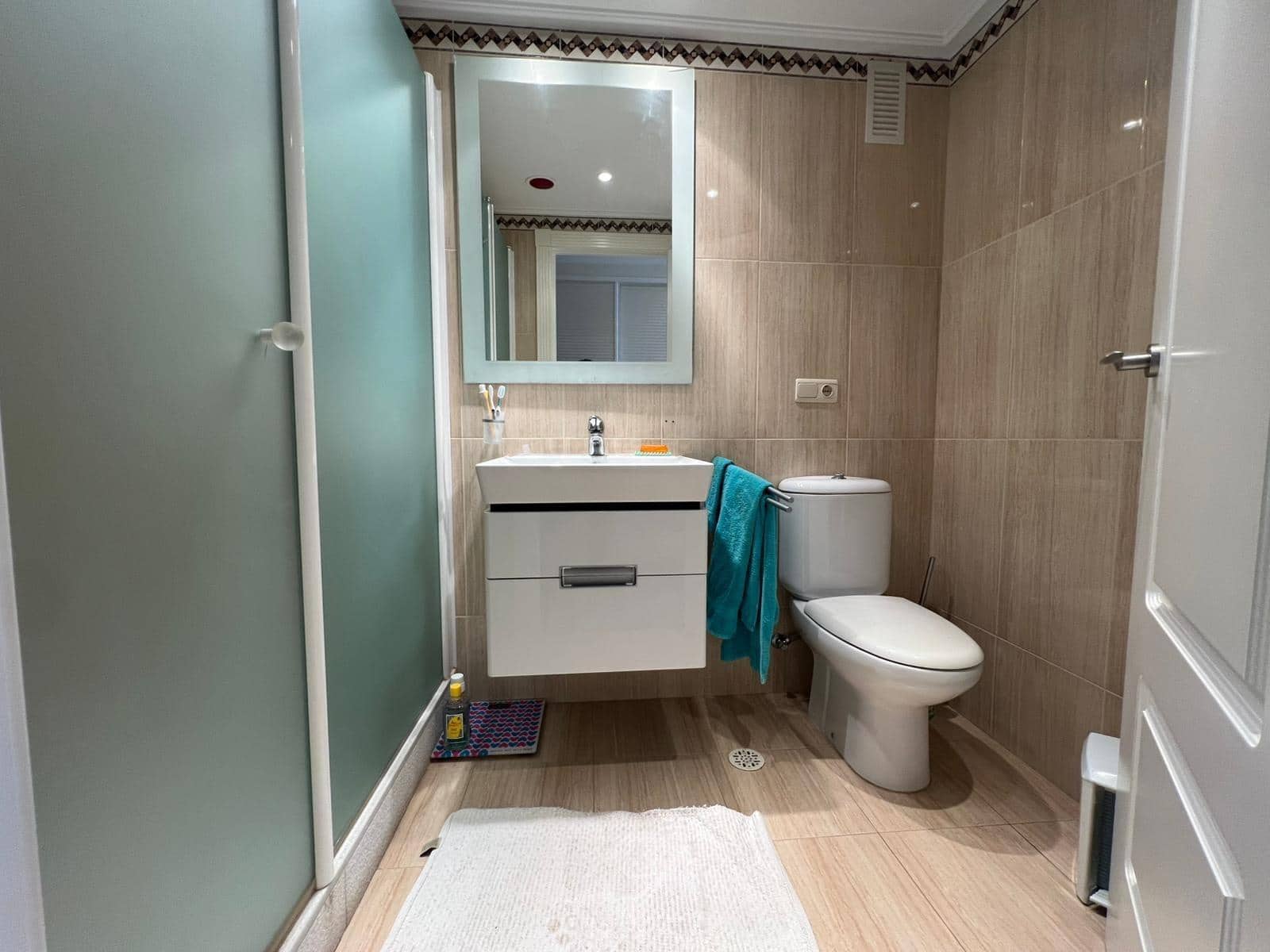 3 soveværelse Lejlighed til salg i Benidorm med swimmingpool - € 335.000 (Ref: 9590172)