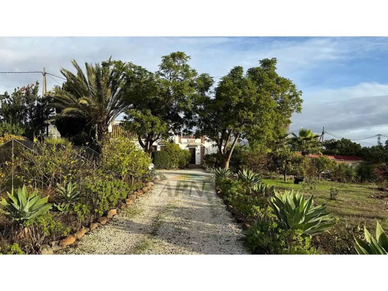 6 bedroom Finca/Country House for sale in Alora with pool - € 568,000 (Ref: 9590187)