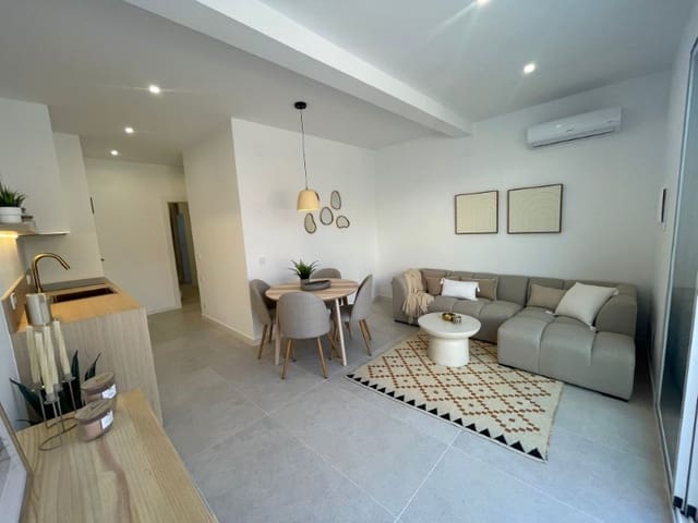 2 bedroom Bungalow for sale in Torrevieja - € 149,000 (Ref: 9590215)