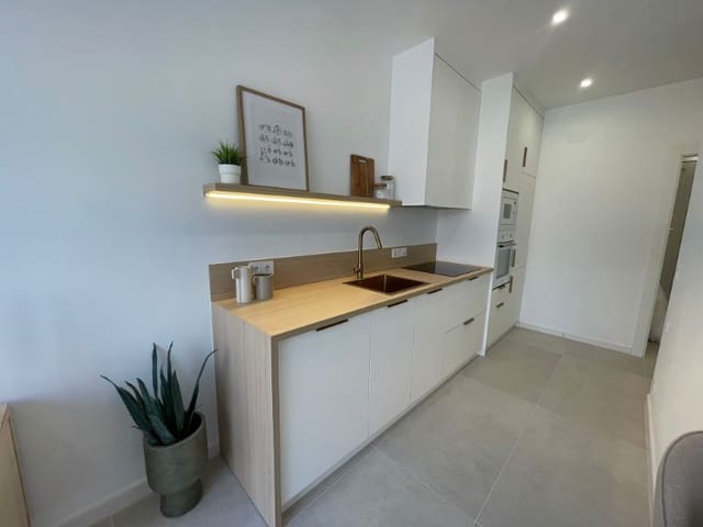 2 bedroom Bungalow for sale in Torrevieja - € 149,000 (Ref: 9590215)