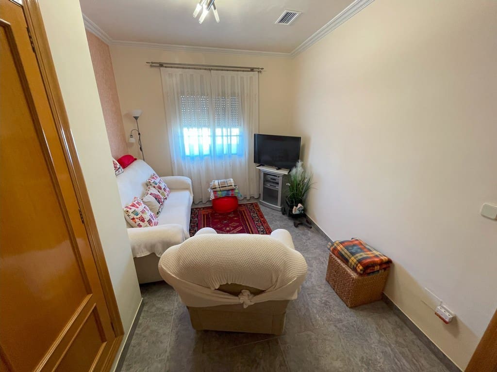 4 bedroom Townhouse for sale in La Union with garage - € 370,000 (Ref: 9590234)