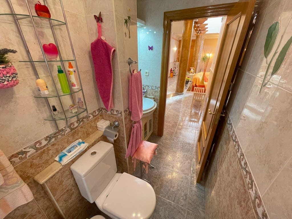 4 bedroom Townhouse for sale in La Union with garage - € 370,000 (Ref: 9590234)