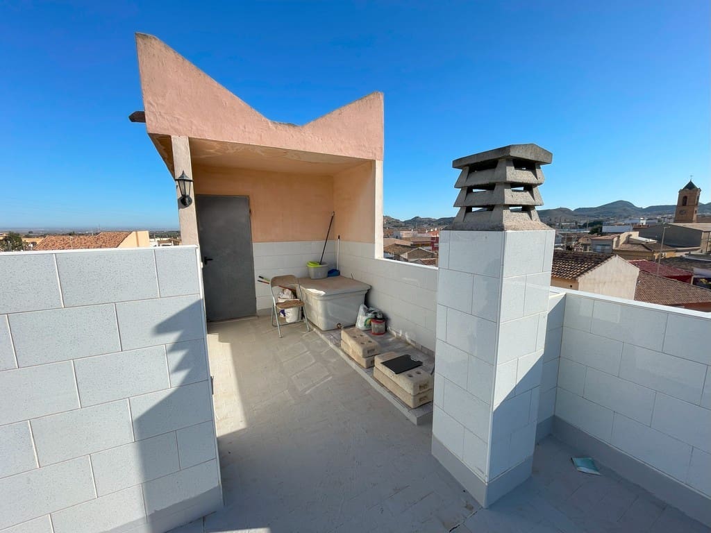 4 bedroom Townhouse for sale in La Union with garage - € 370,000 (Ref: 9590234)