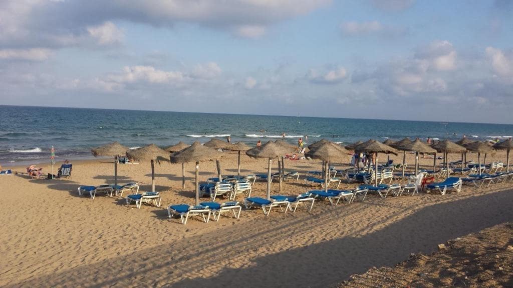 3 makuuhuone Bungalow myytävänä paikassa Torrevieja - 415 000 € (Ref: 9590545)