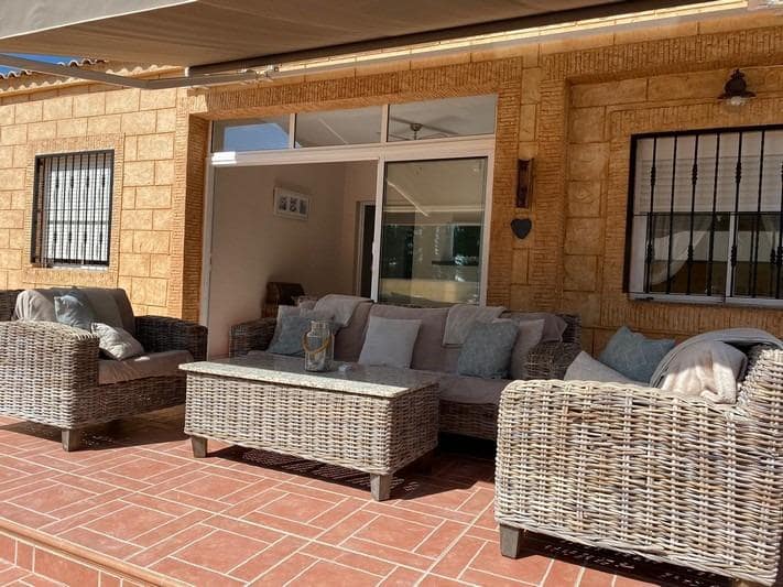 5 sypialnia Willa na sprzedaż w Albatera z basenem - 399 950 € (Ref: 9590561)