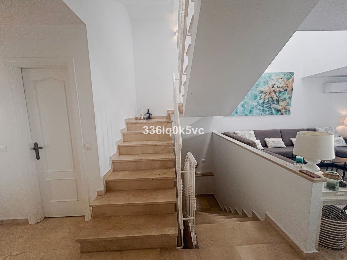 5 bedroom Townhouse for sale in New Golden Mile with pool - € 797,000 (Ref: 9590740)