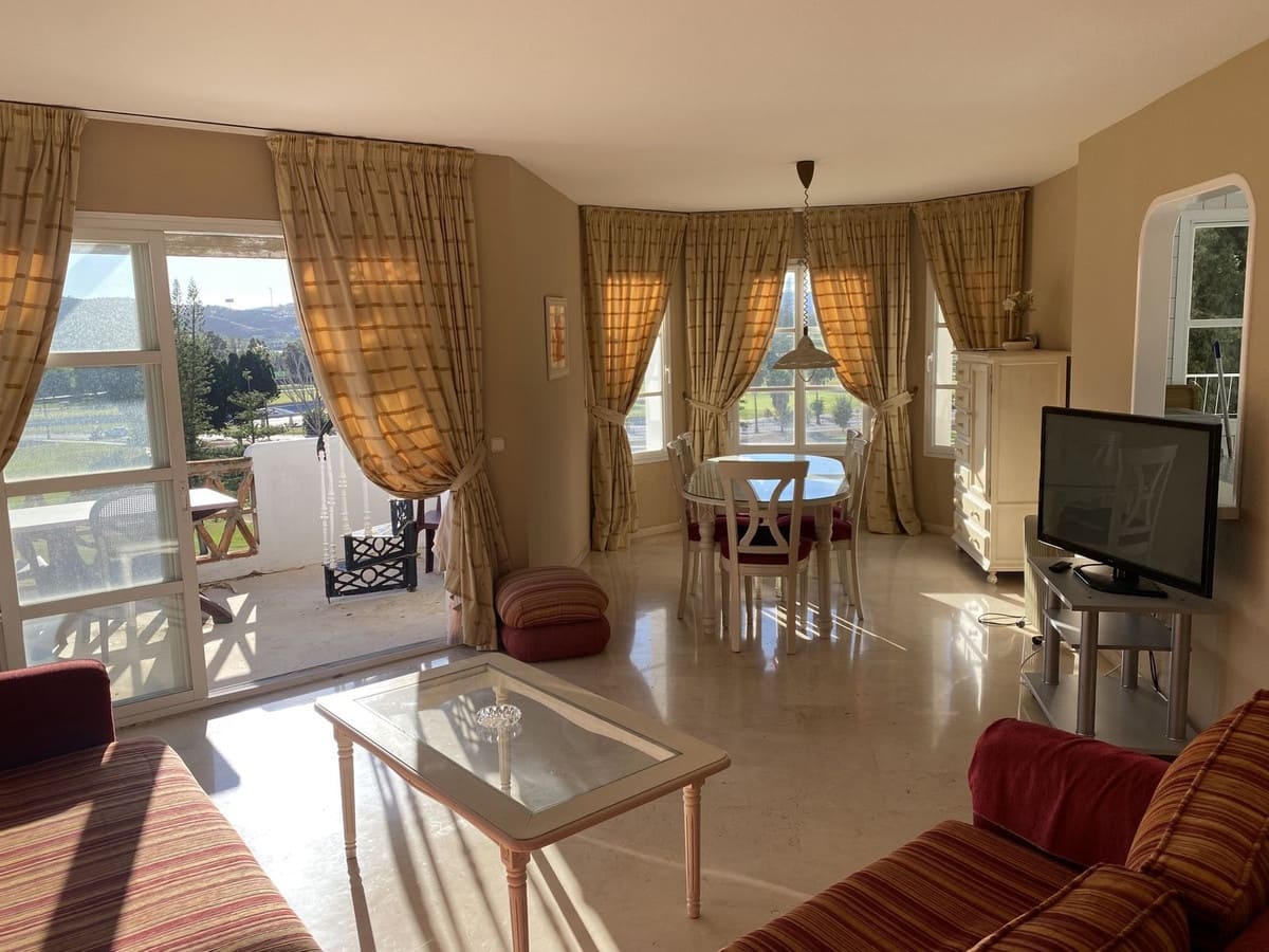 3 bedroom Apartment for sale in Mijas with pool - € 375,000 (Ref: 9593275)