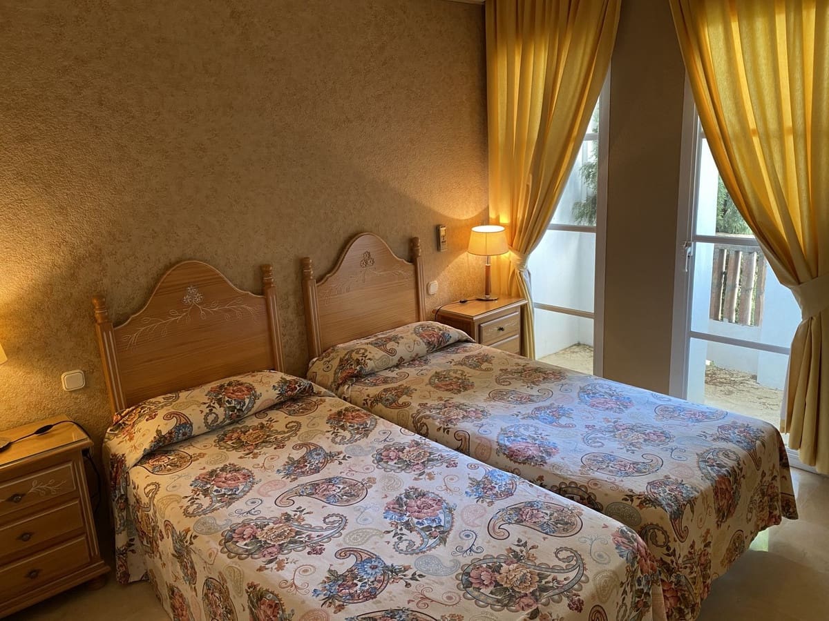 3 bedroom Apartment for sale in Mijas with pool - € 375,000 (Ref: 9593275)