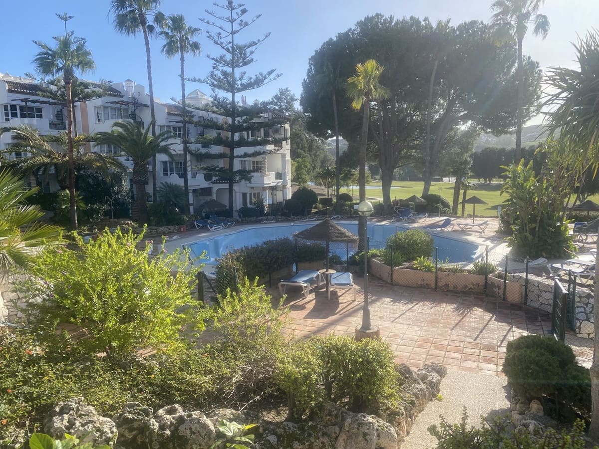 3 bedroom Apartment for sale in Mijas with pool - € 375,000 (Ref: 9593275)