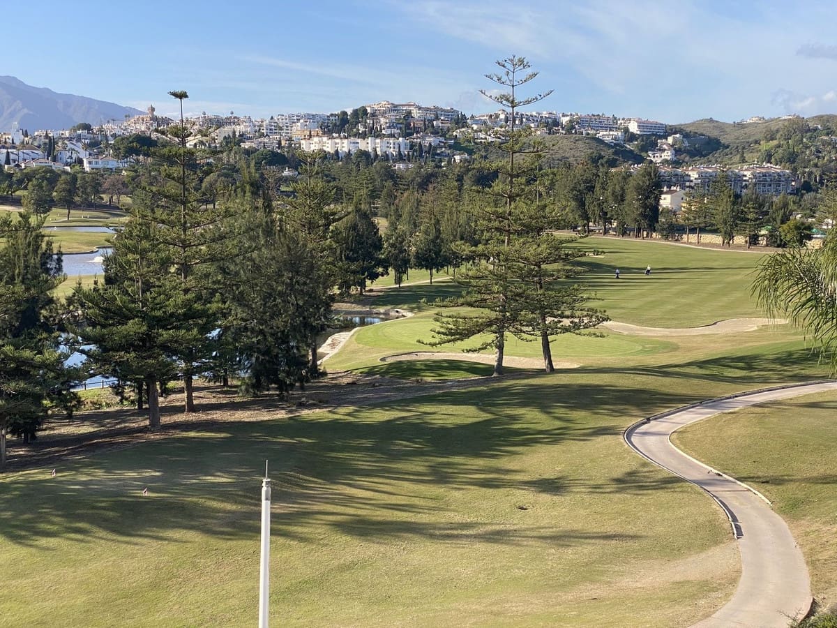 3 bedroom Apartment for sale in Mijas with pool - € 375,000 (Ref: 9593275)