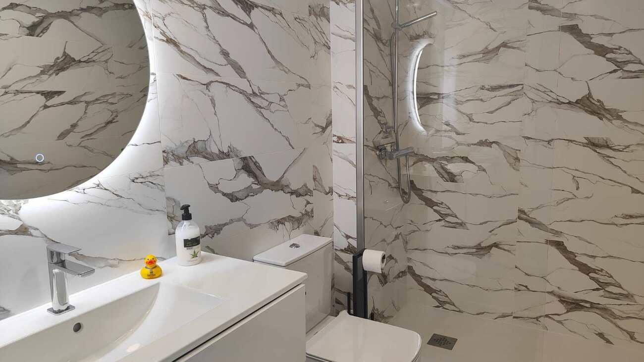 2 makuuhuone Huoneisto myytävänä paikassa Finestrat mukana uima-altaan 
autotalli - 426 500 € (Ref: 9594467)