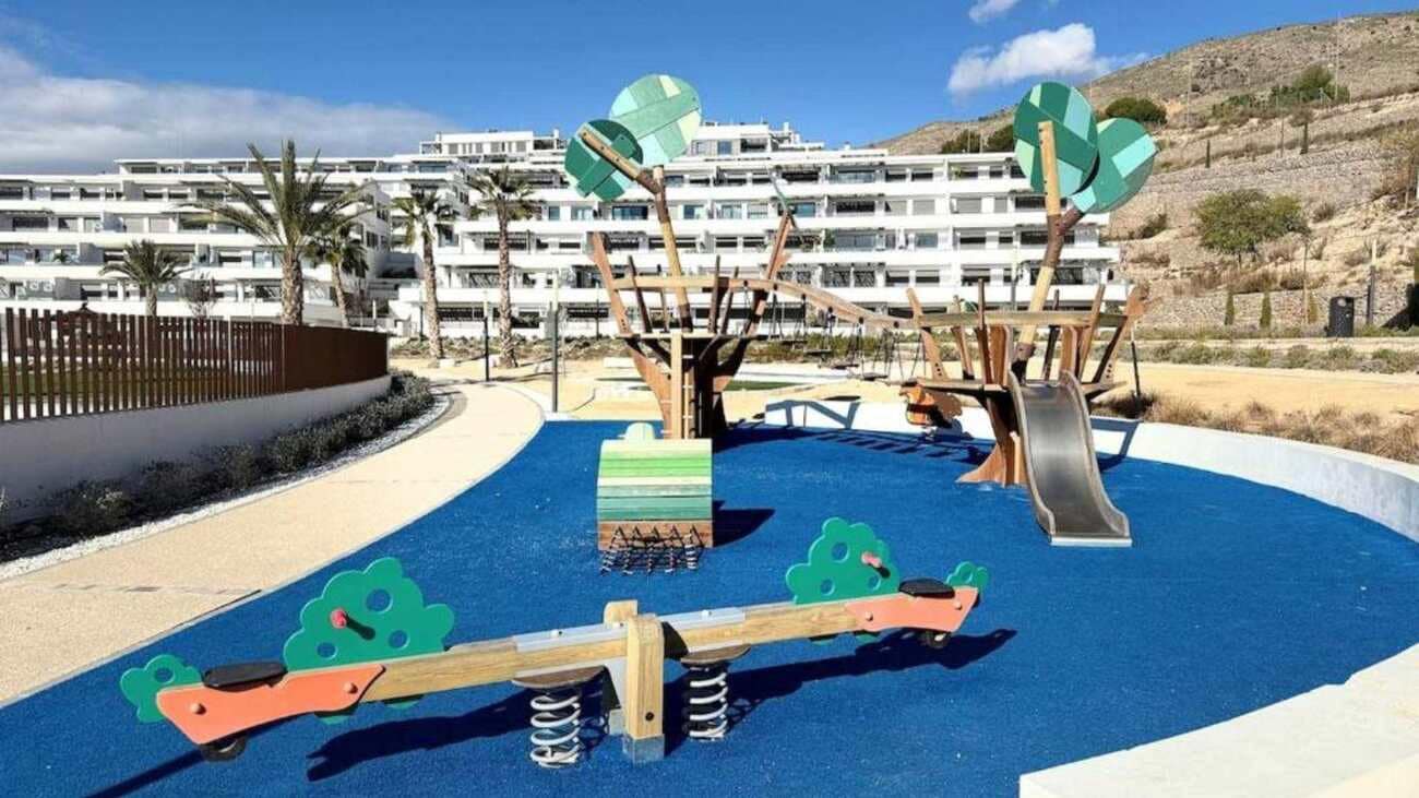 2 makuuhuone Huoneisto myytävänä paikassa Finestrat mukana uima-altaan 
autotalli - 426 500 € (Ref: 9594467)