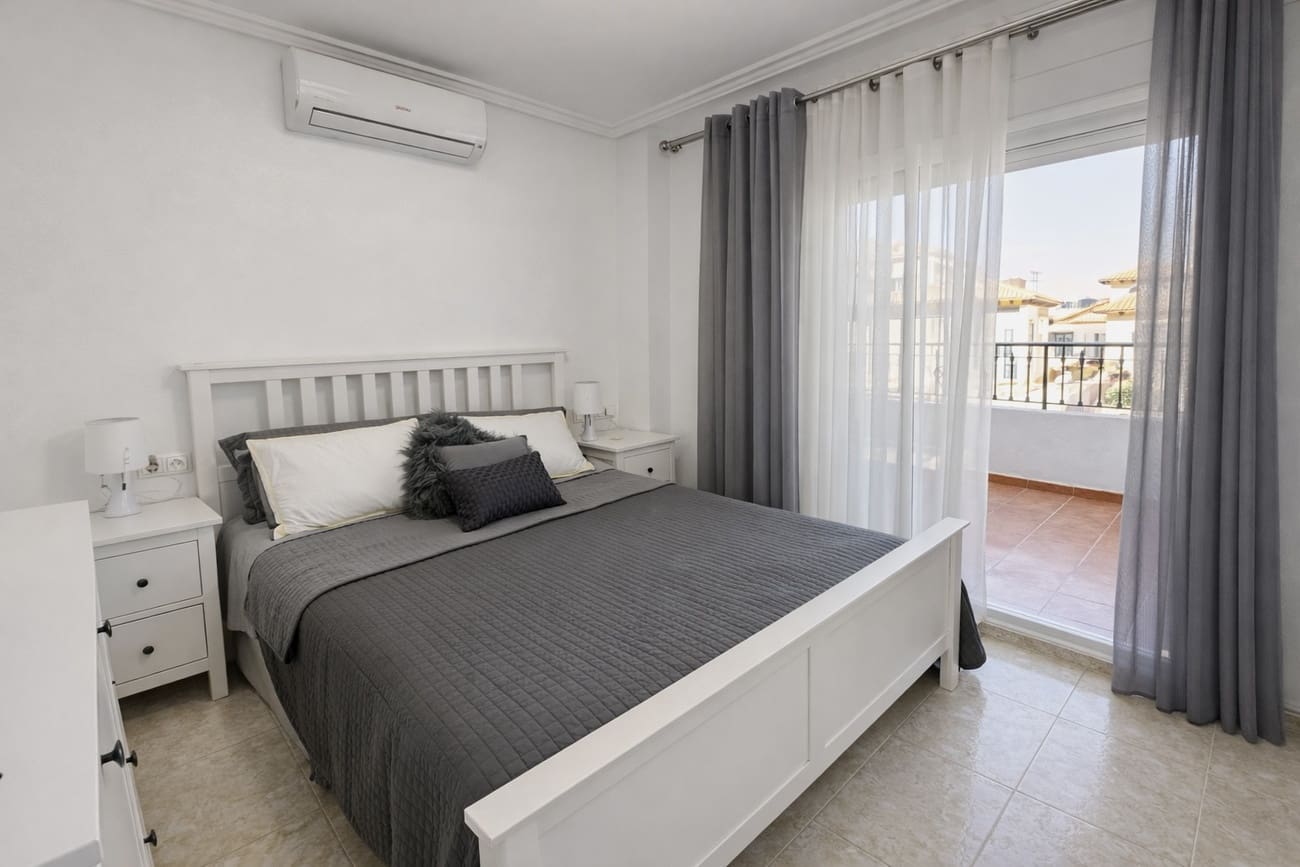2 slaapkamer Huis te koop in Orihuela Costa - € 230.000 (Ref: 9598155)
