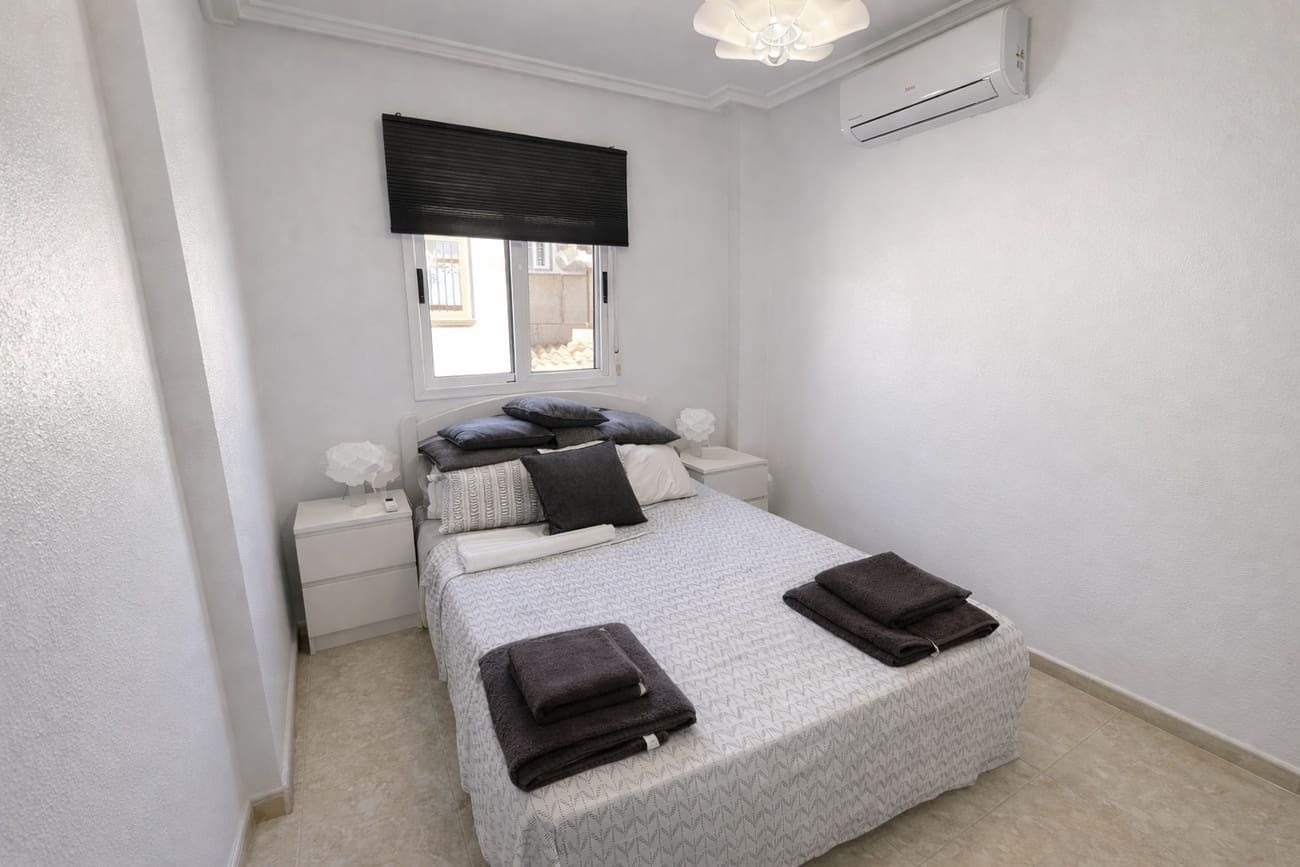 2 slaapkamer Huis te koop in Orihuela Costa - € 230.000 (Ref: 9598155)
