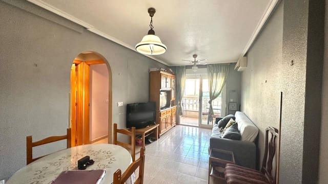 2 Zimmer Apartment zu verkaufen in Torrevieja mit Pool - 119.900 € (Ref: 9598416)