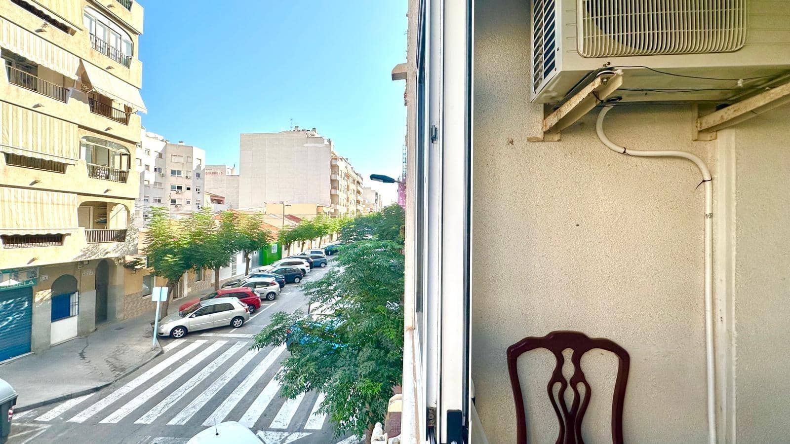 2 Zimmer Apartment zu verkaufen in Torrevieja mit Pool - 119.900 € (Ref: 9598416)