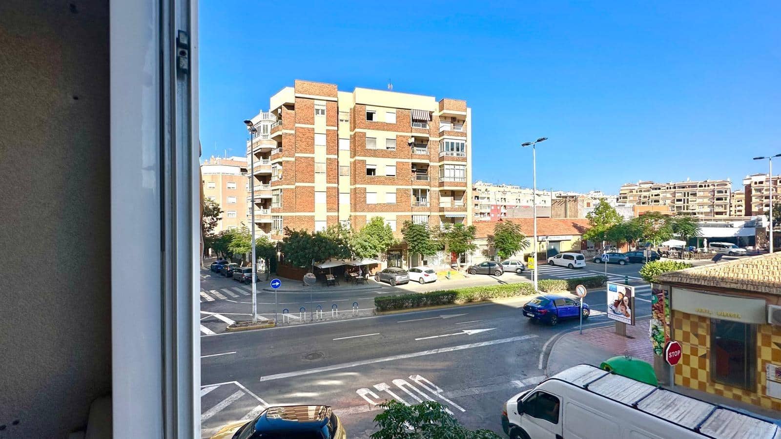 2 Zimmer Apartment zu verkaufen in Torrevieja mit Pool - 119.900 € (Ref: 9598416)