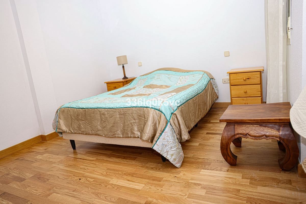 2 soveværelse Lejlighed til salg i Benahavis med swimmingpool - € 325.000 (Ref: 9599665)