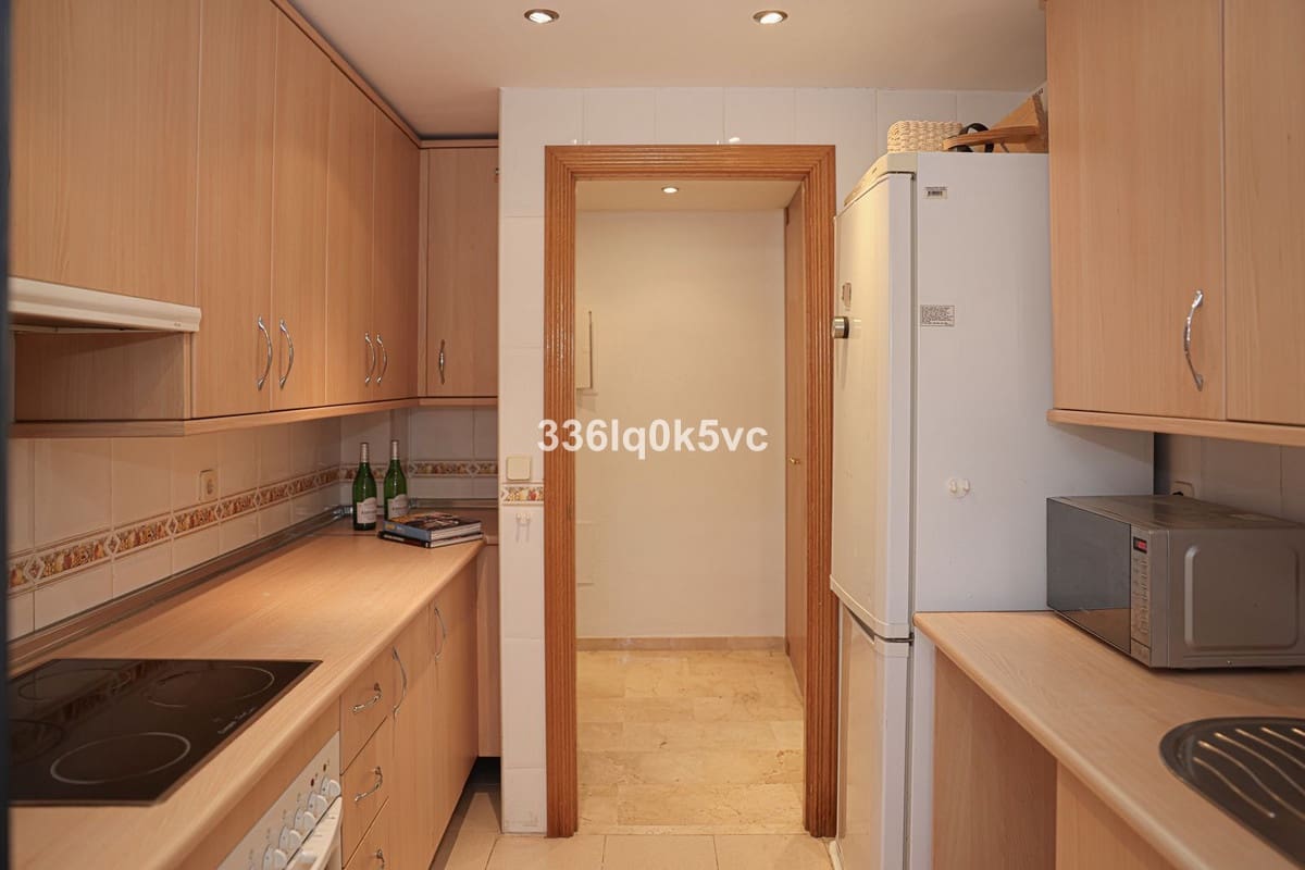 2 soveværelse Lejlighed til salg i Benahavis med swimmingpool - € 325.000 (Ref: 9599665)