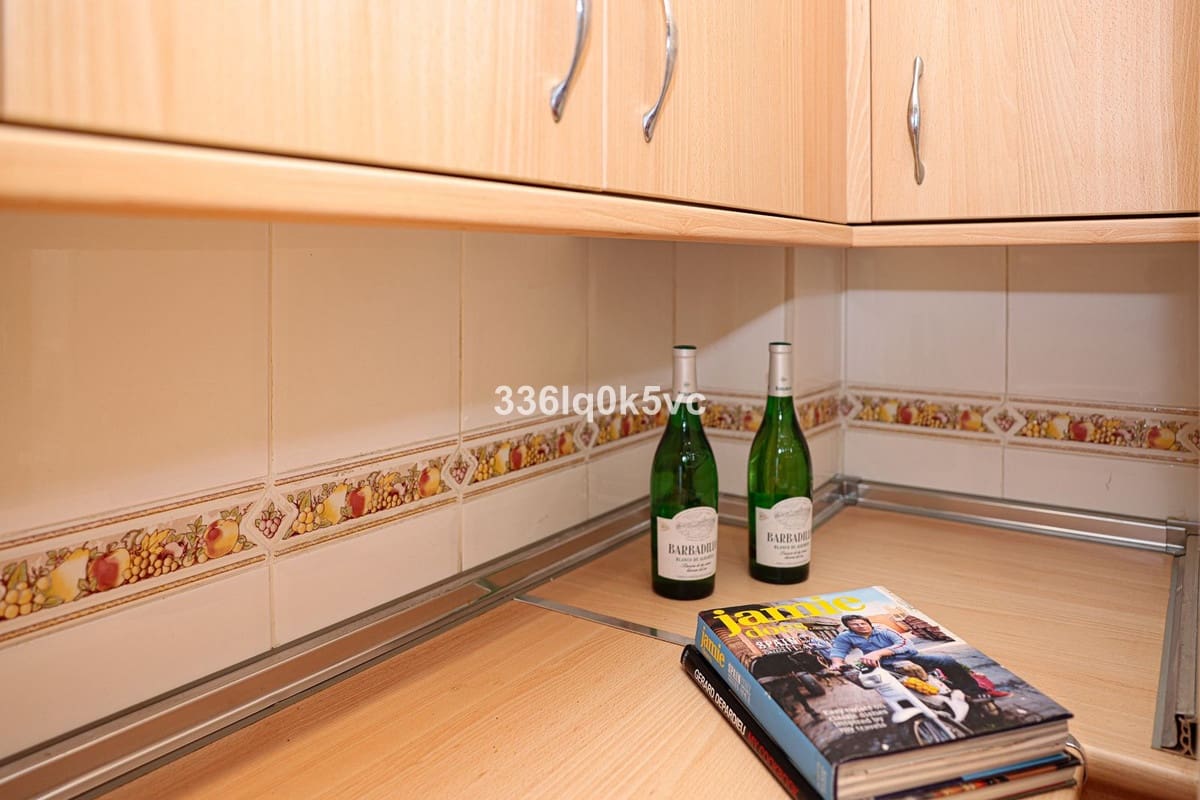 2 soveværelse Lejlighed til salg i Benahavis med swimmingpool - € 325.000 (Ref: 9599665)